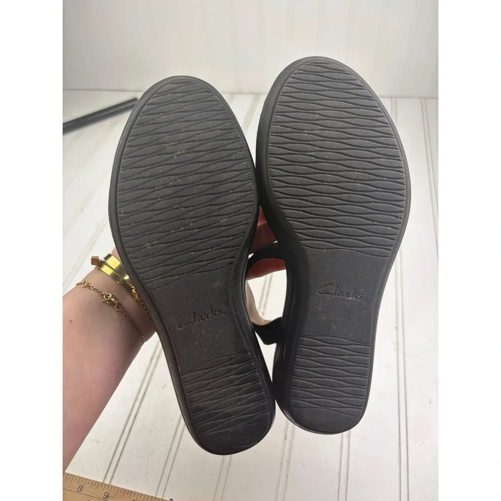 Clarks Collection Black Perforated Reedly Salene Sandal Wedges Women's Size 6.5